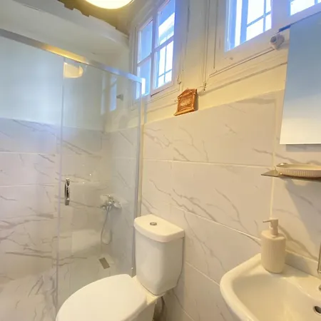 Charming Historic Balat House 2 Floors • 5 Br اسطنبول