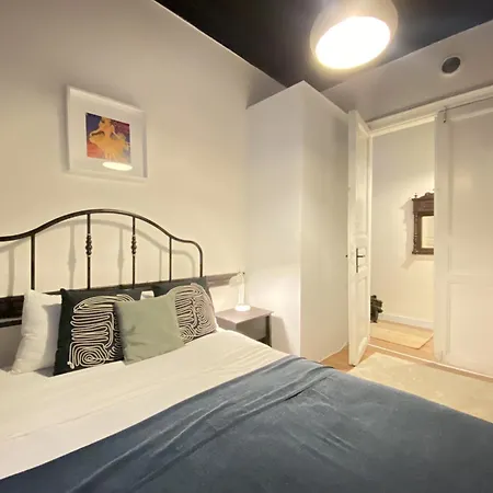 فيلة Charming Historic Balat House 2 Floors • 5 Br اسطنبول