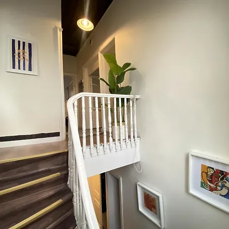 فيلة Charming Historic Balat House 2 Floors • 5 Br اسطنبول