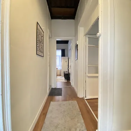 Charming Historic Balat House 2 Floors • 5 Br فيلة اسطنبول