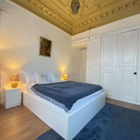 فيلة Charming Historic Balat House 2 Floors • 5 Br اسطنبول