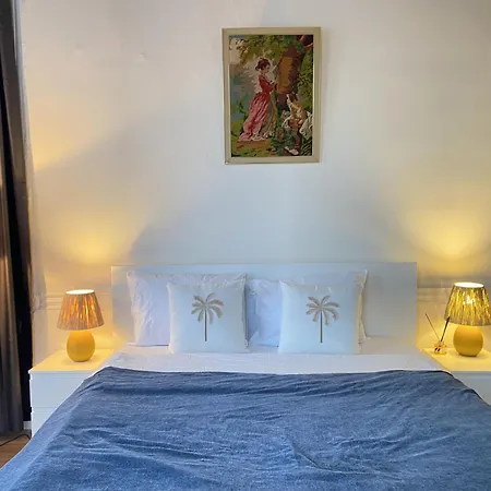 Charming Historic Balat House 2 Floors • 5 Br فيلة *